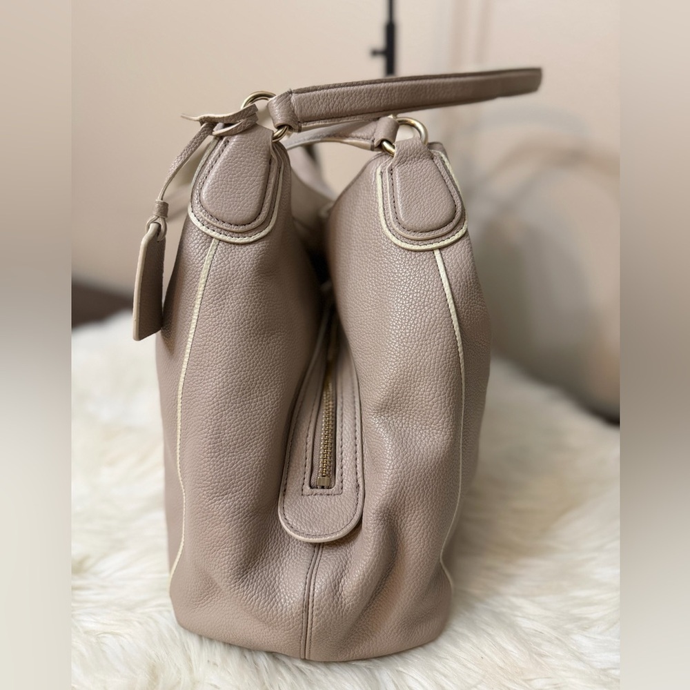 Coach Beige Leather Hobo Bag - Picture 8 of 12